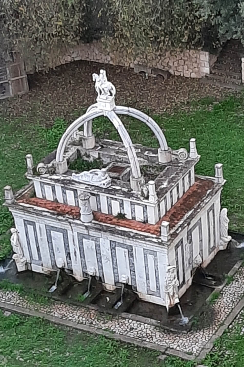 monumento